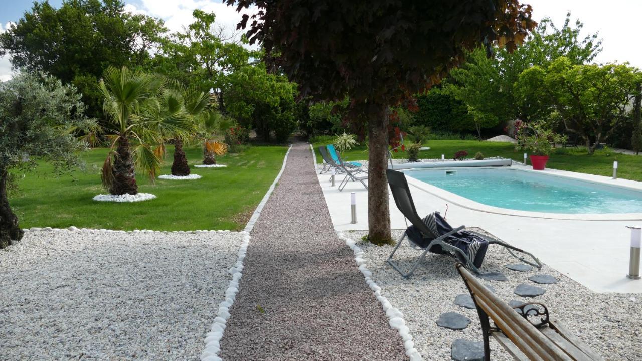 לינה וארוחת בוקר Saint-Sauveur-d'Aunis La Rochelle Et L'Aunis מראה חיצוני תמונה